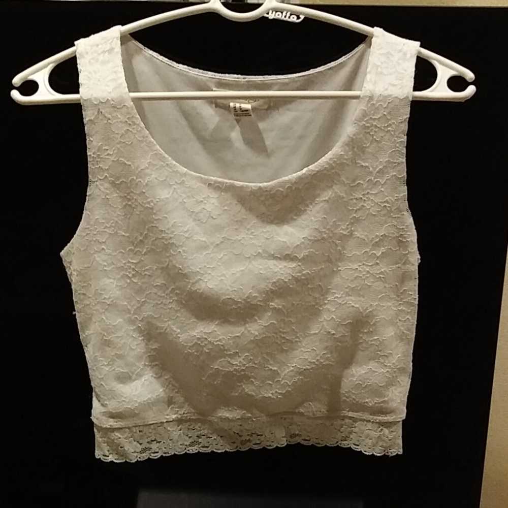 Crop top M + demin short (Junior 5)- together